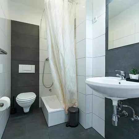 T&k - 20 Min To Messe Dus