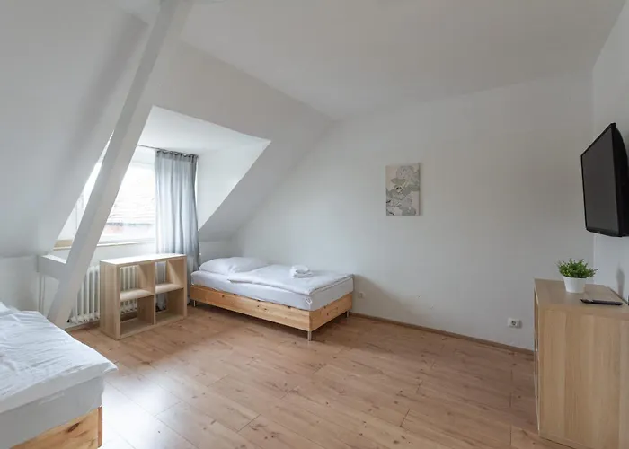 T&k - 20 Min To Messe Dus