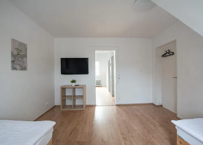 T&k - 20 Min To Messe Dus *