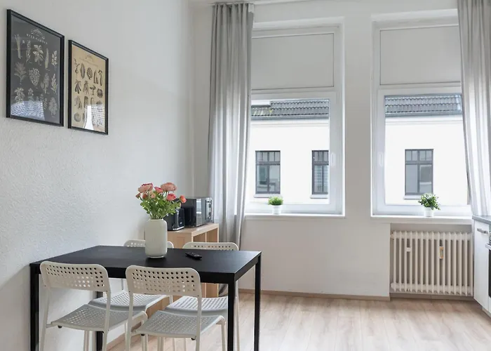 T&k - 20 Min To Messe Dus